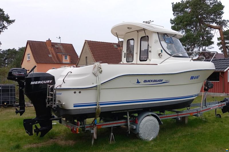 Quicksilver 580 Pilothouse