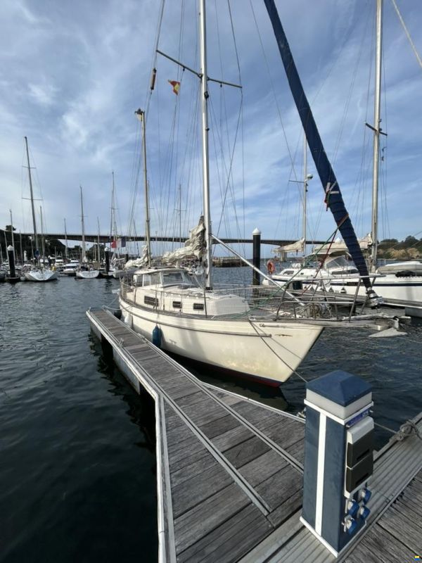 Hallberg-Rassy Rasmus 35 Ketch