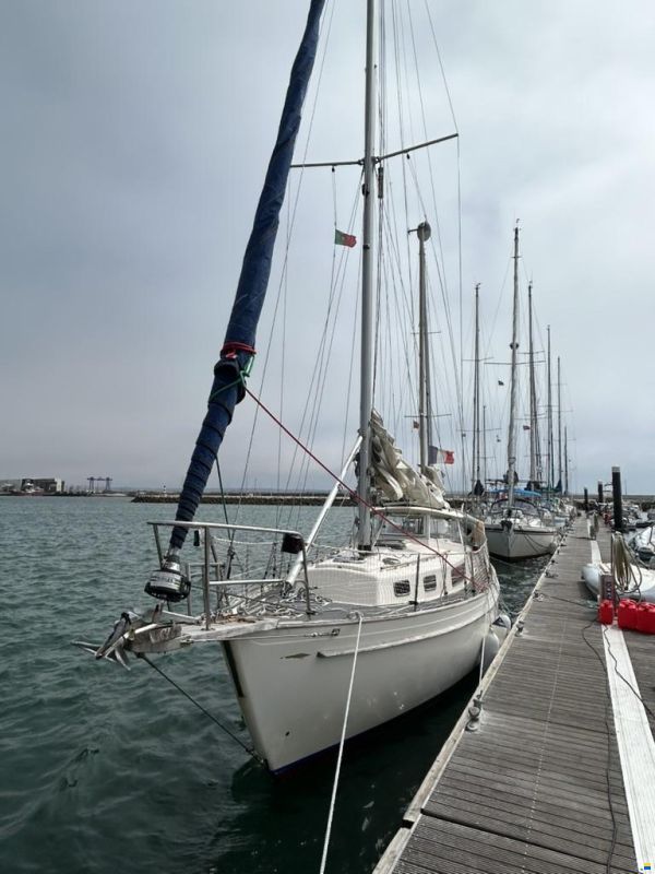 Hallberg-Rassy Rasmus 35 Ketch