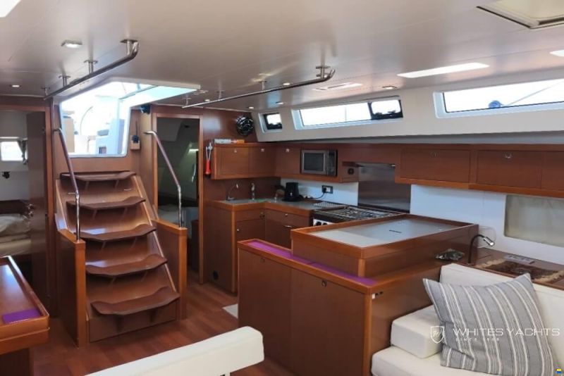 Beneteau Oceanis 55