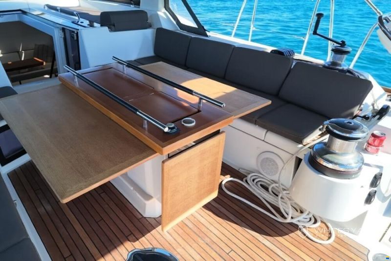 Beneteau Oceanis 55