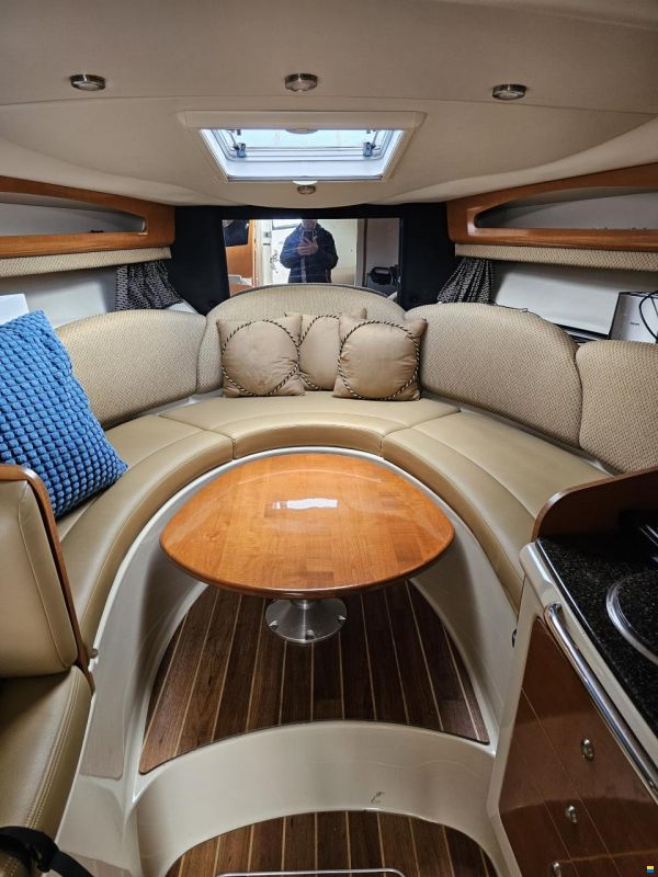 Chaparral 290 Signature