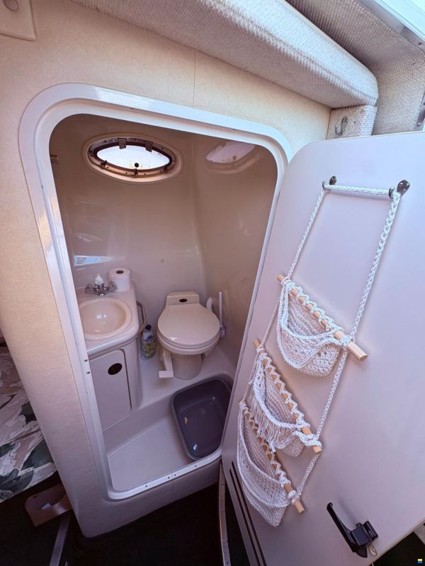 Sea Ray 240 Sundancer