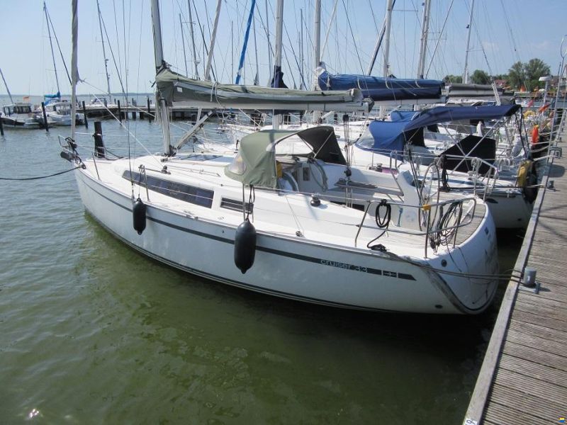Bavaria Cruiser 33