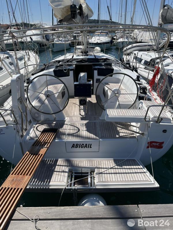 Hanse 388