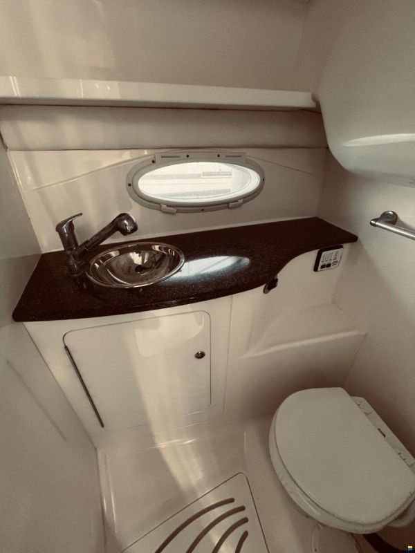 Campion Allante 825 Mid Cabin