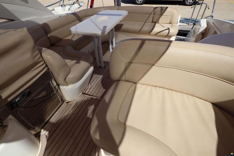 Princess V42
