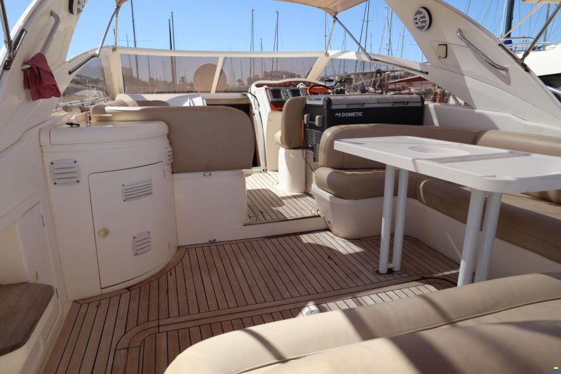 Princess V42