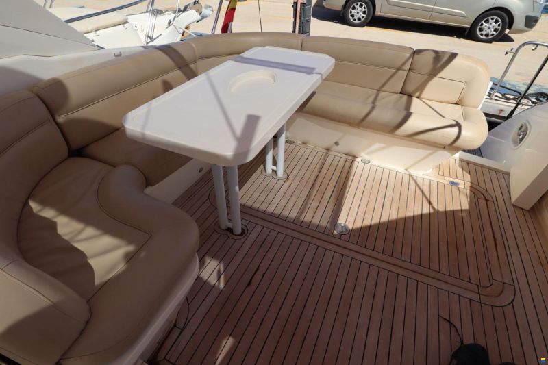 Princess V42