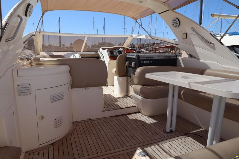 Princess V42
