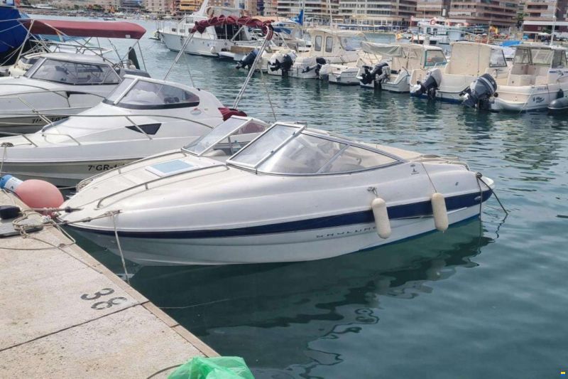 Bayliner 602 Cuddy