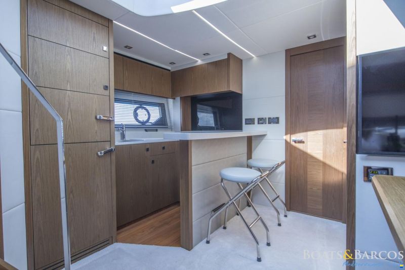 Sunseeker Predator 50