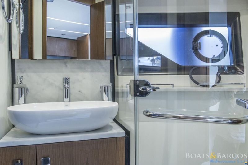 Sunseeker Predator 50