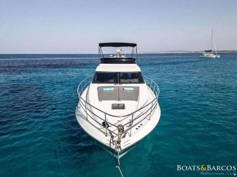Azimut 58
