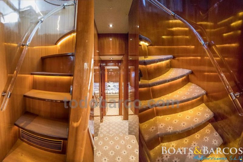 Elegance Yacht 76