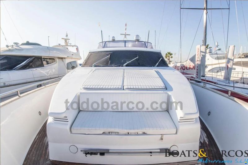 Elegance Yacht 76