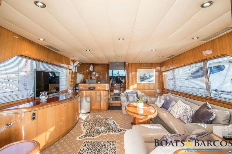 Elegance Yacht 76