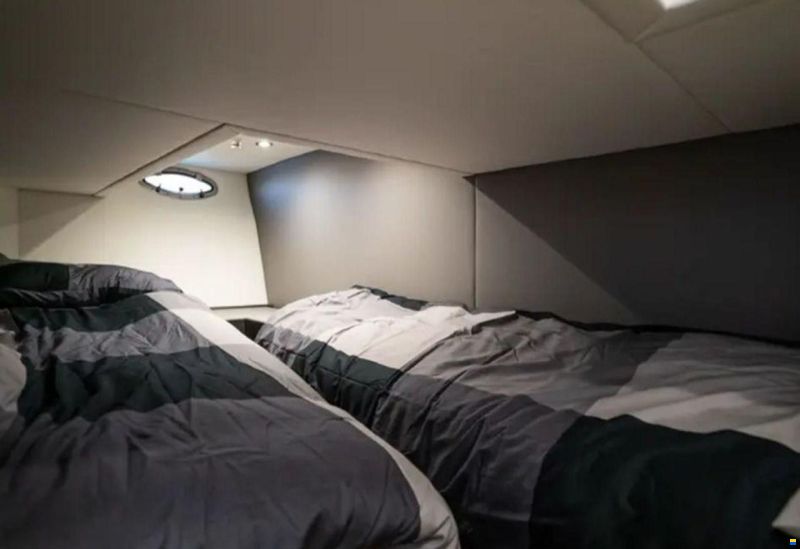 Sunseeker Martinique 36