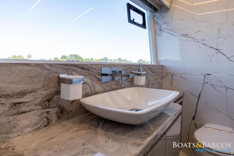 Galeon 640 Fly