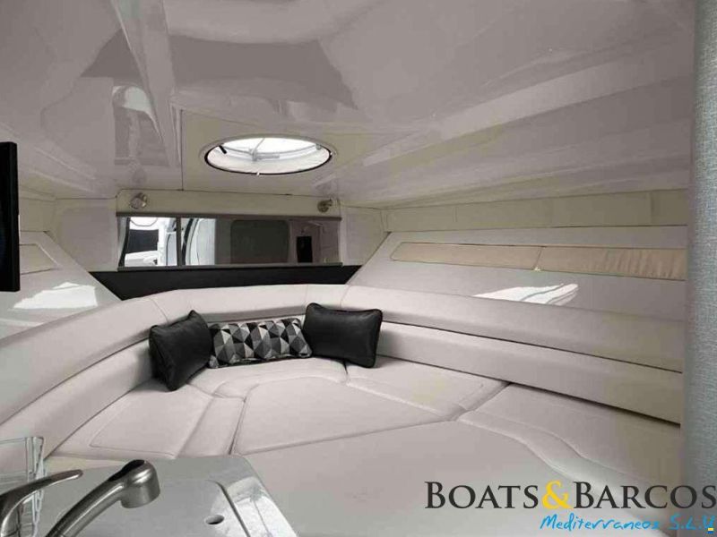 Monterey 295 Sport Yacht
