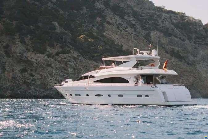 Astondoa 82 Glx