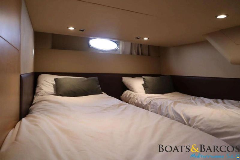 Princess V42