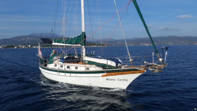 Cabo Rico 38