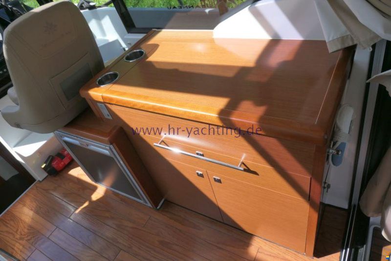 Jeanneau Merry Fisher 895
