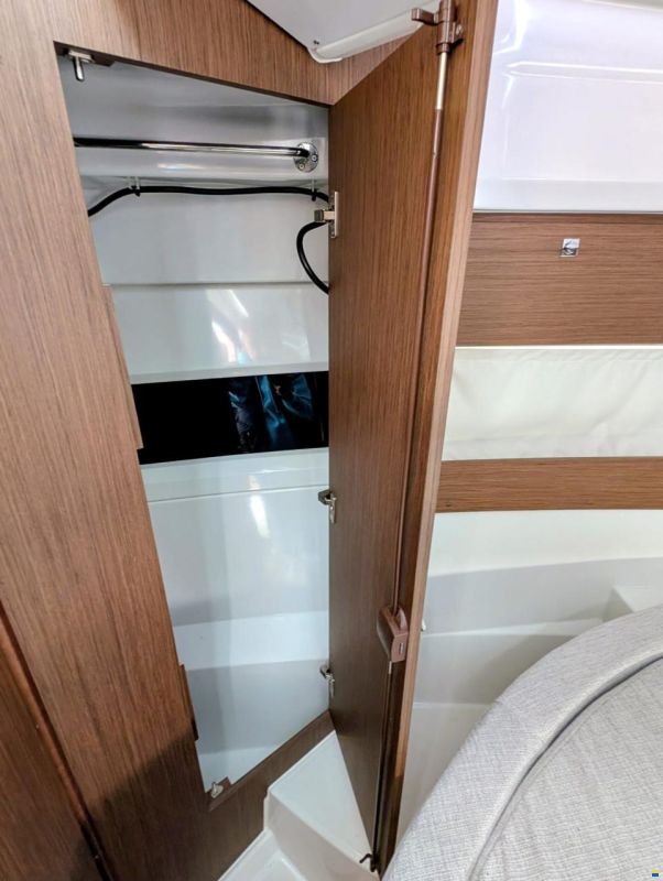 Jeanneau Merry Fisher 895 Offshore