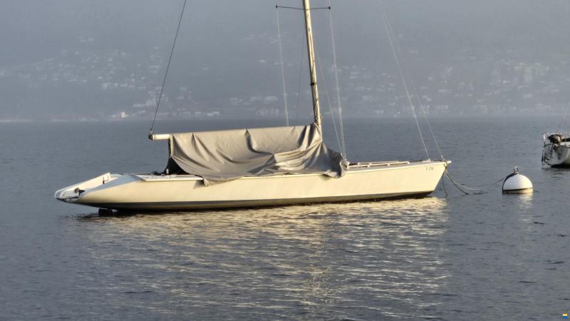 Precision schnelles sportliches Segelschiff