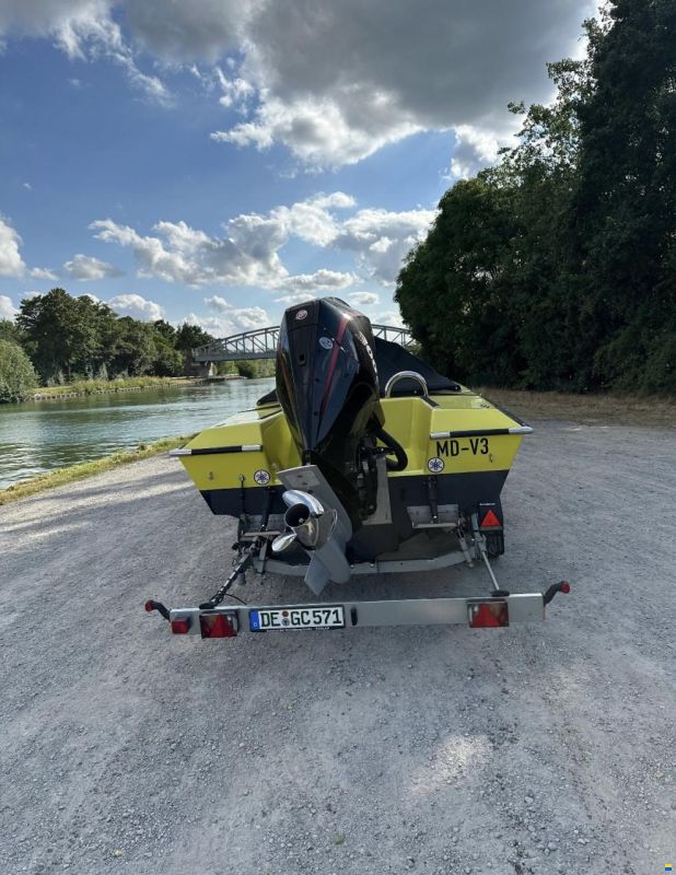 Joker Boat Offshore Raceboat 300