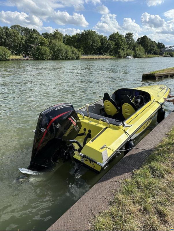 Joker Boat Offshore Raceboat 300