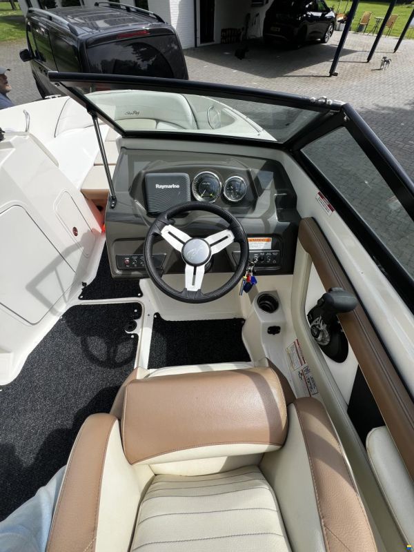 Sea Ray 190 SPX