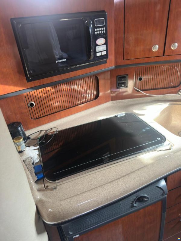 Sea Ray 335 Sundancer