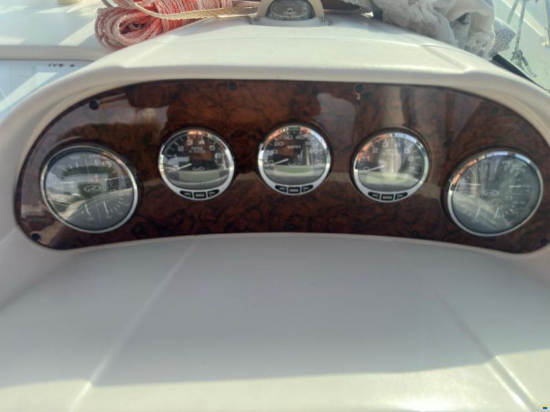 Sea Ray 335 Sundancer