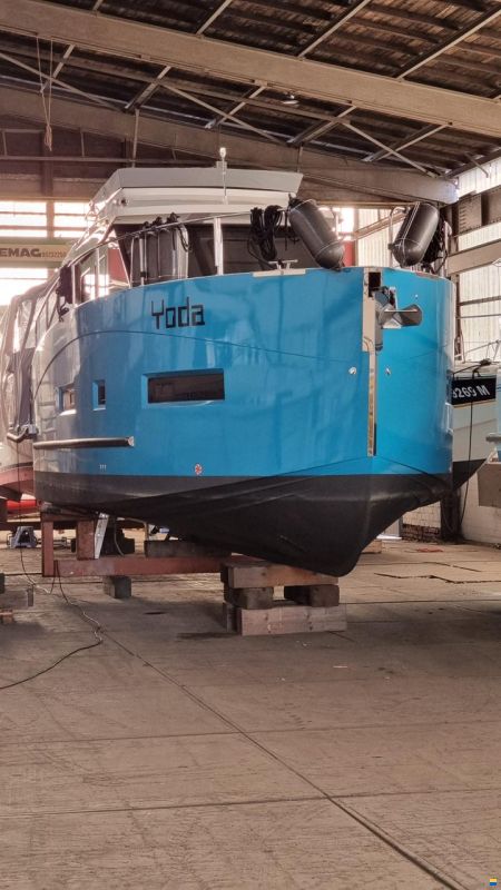 Cobra FUTURA 40 FlyBridge