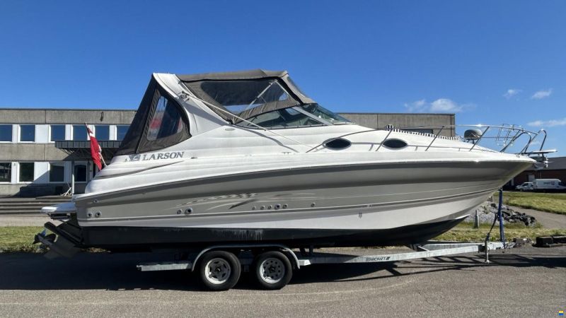 Larson 290 Cruiser