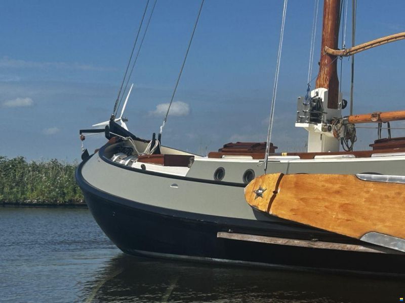 Lemsteraak Blom 1120 - Roefmodel - Wetterlelie