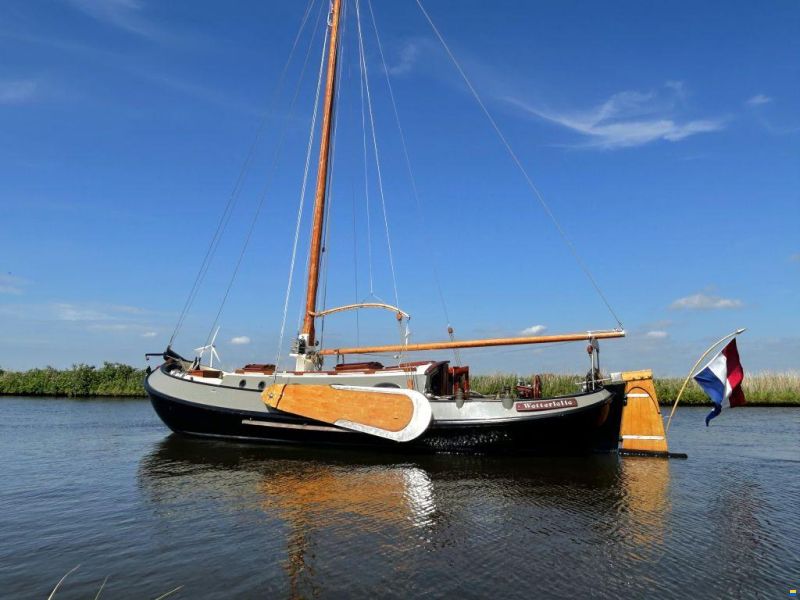 Lemsteraak Blom 1120 - Roefmodel - Wetterlelie