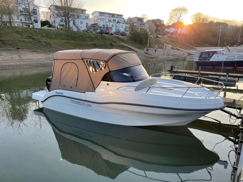 Karel Ionian Sun 600