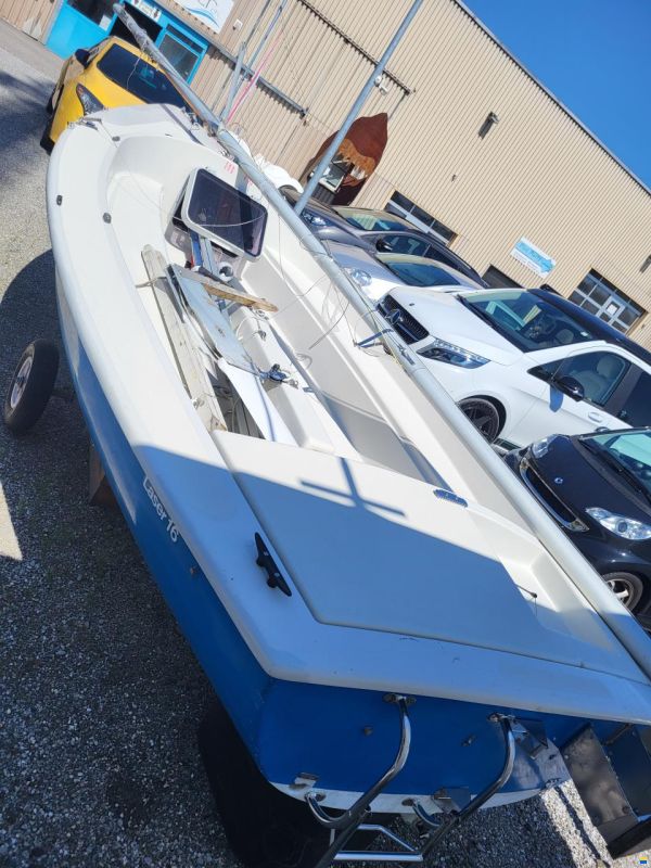 Performance Sailcraft Laser 16