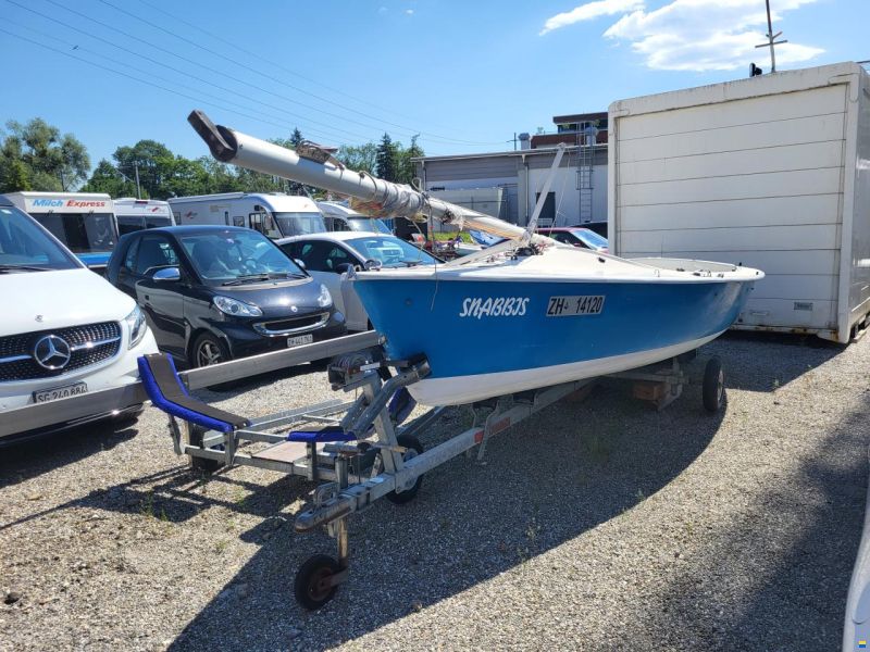 Performance Sailcraft Laser 16
