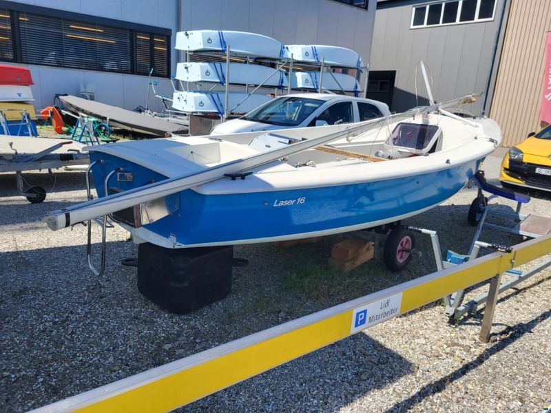 Performance Sailcraft Laser 16