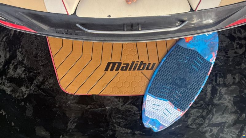 Malibu Wakesetter 247 LSV