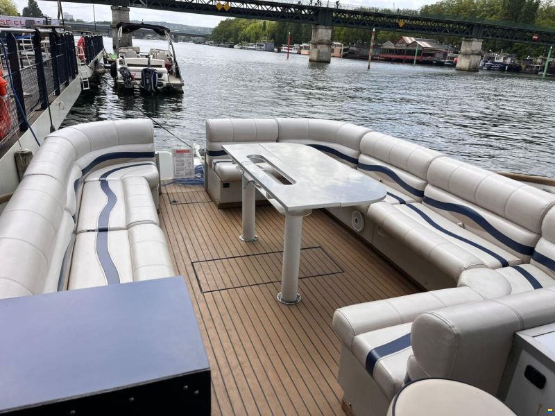 Seawave Bateau &agrave; passagers &eacute;lectro-solaire