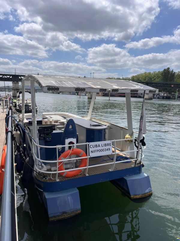 Seawave Bateau &agrave; passagers &eacute;lectro-solaire