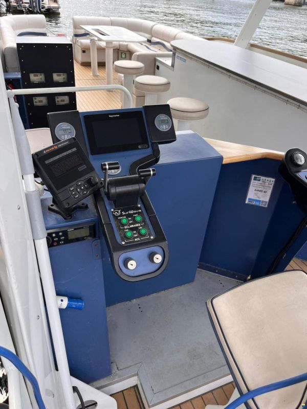 Seawave Bateau à passagers électro-solaire