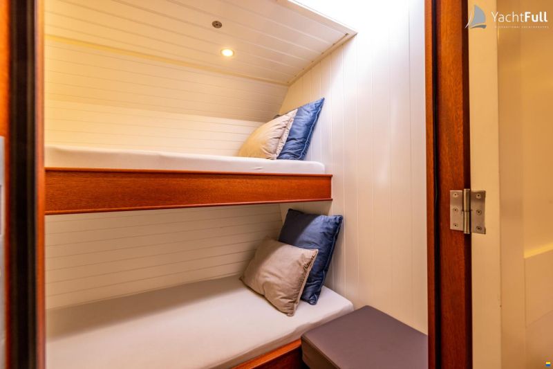 Puffin 58 centerboard
