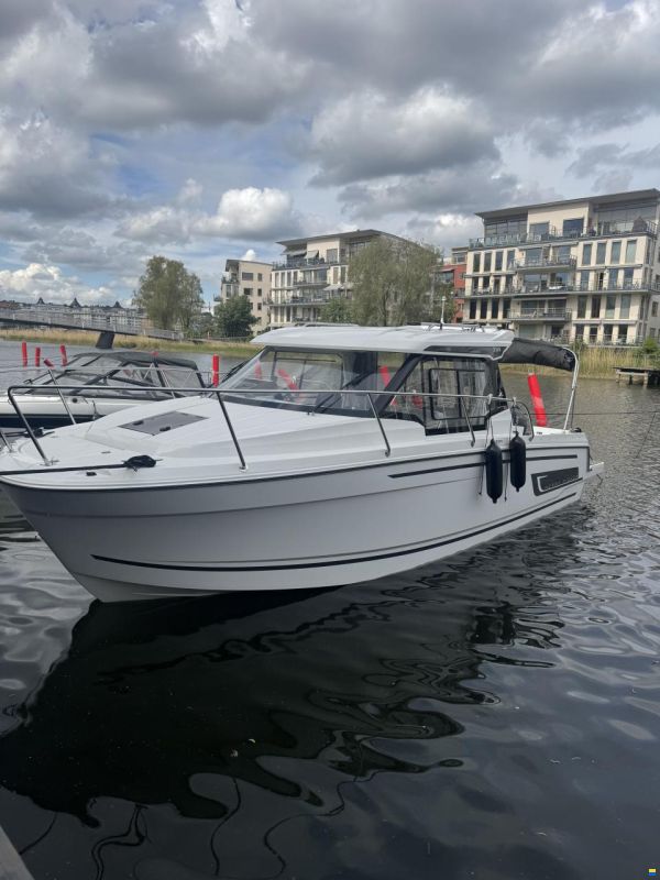 Jeanneau 795 S2