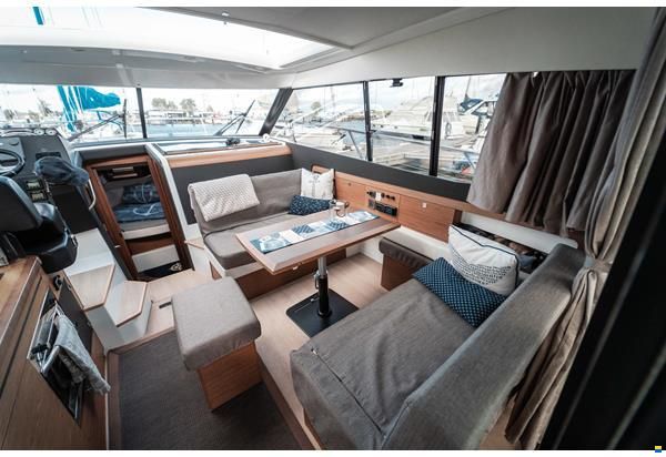 Jeanneau NC 11